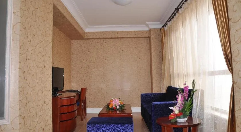 Dalian Puzhao Holiday Hotel