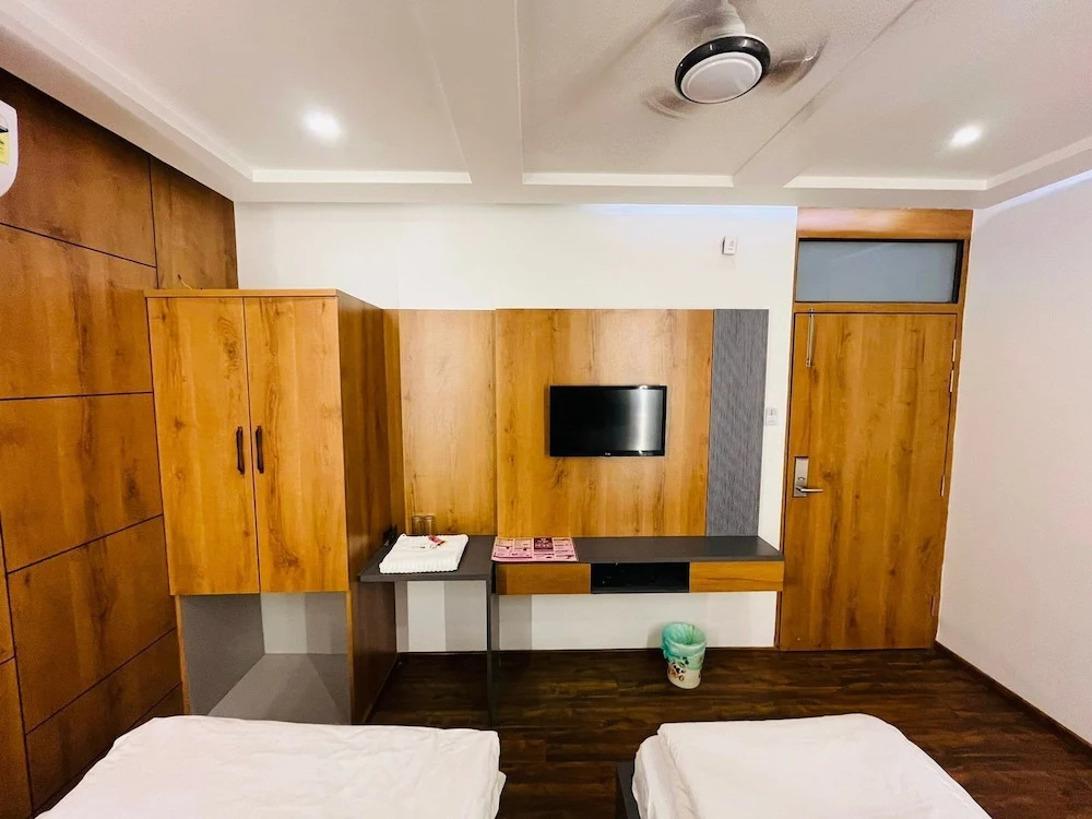 Hotel Satyam Inn
