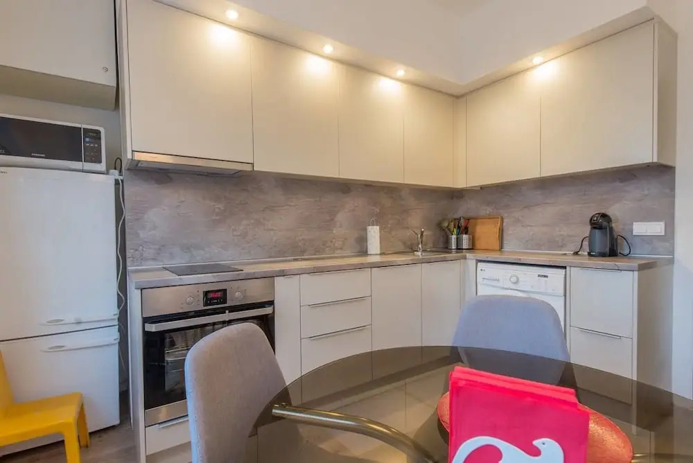 Fm Premium 1-Bdr Apartment - Chic And Spacious