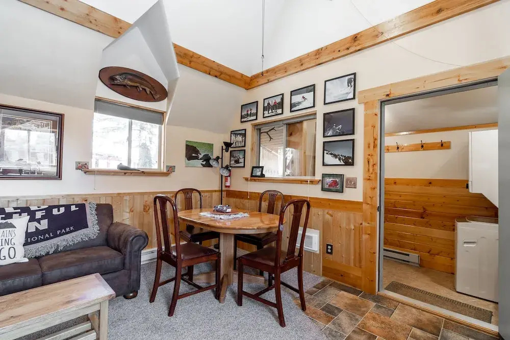 Ravens Heart Cabin
