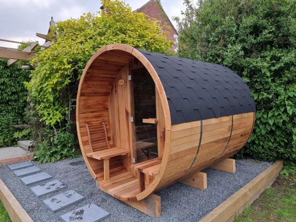 The Fern & Thistle Boutique Accommodation- Drinks, Hotpool, Sauna