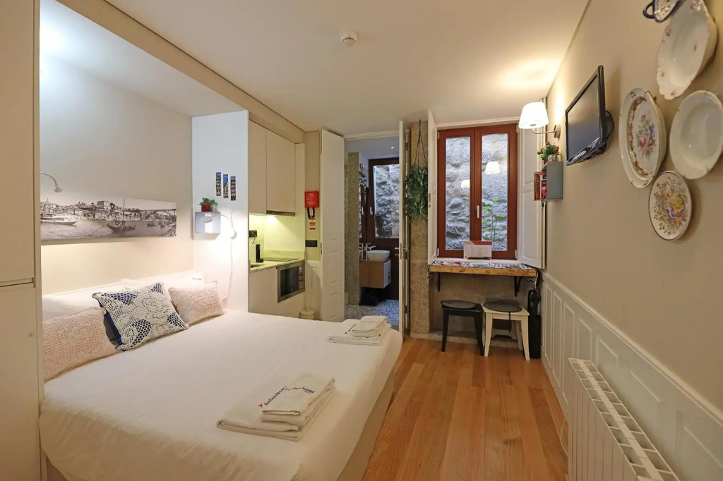 FLH Porto Ribeira Typical Studio