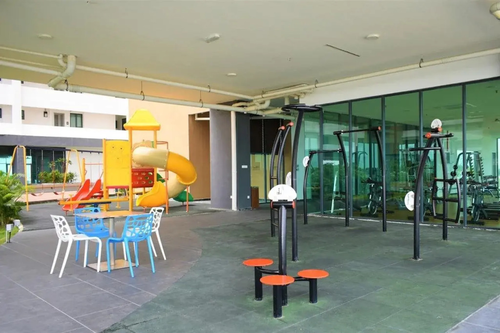 DWharf Hotel & Serviced Residence