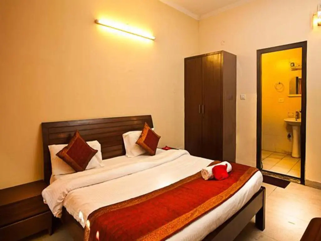 Hotel Top In Town