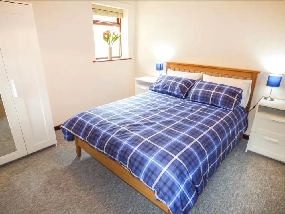 Steamer Point Lodge