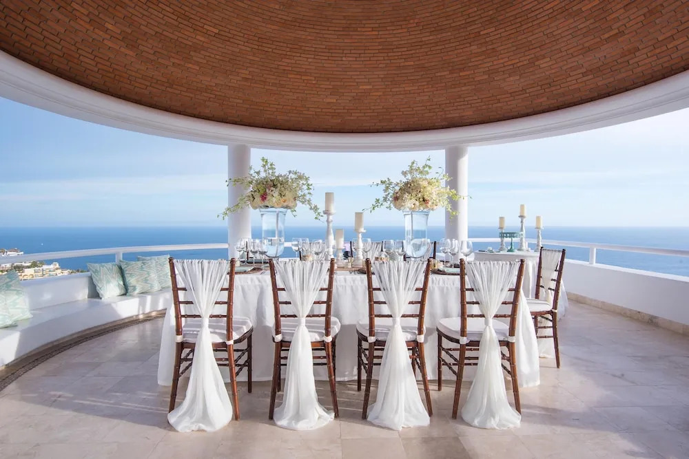 Elegant 6 Bedroom Villa With Amazing Ocean Views: Villa Clara Vista