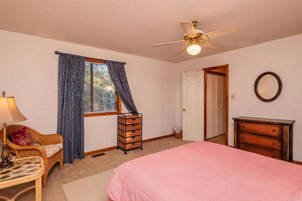 The Rectory by Oak Island Accommodations