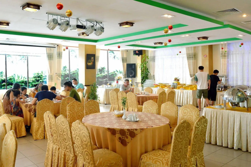 Green Hotel