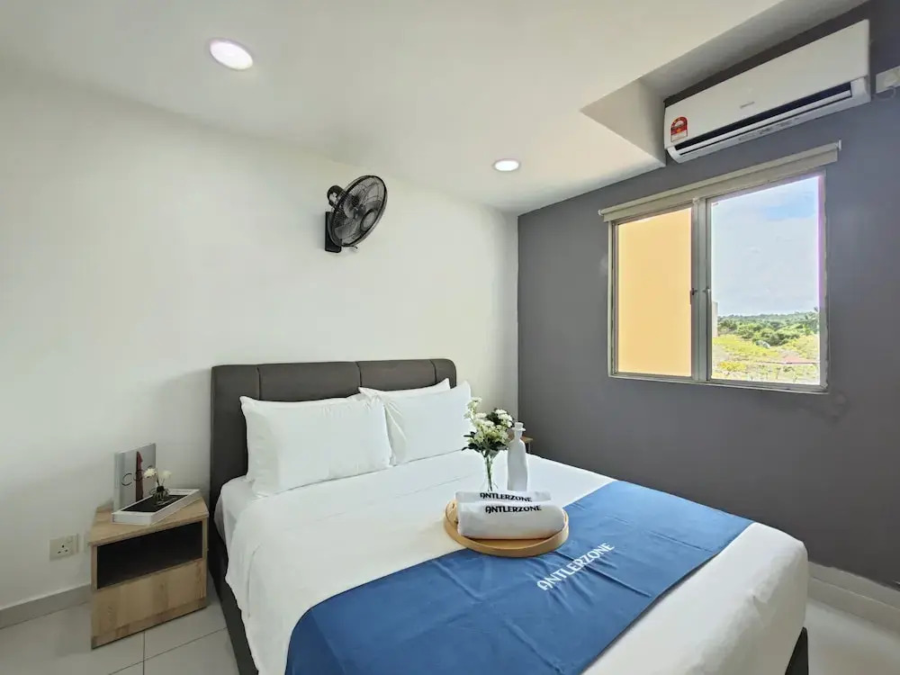 Tiara Desaru Residence Private Beach Bandar Penawar by Ucome Homestay