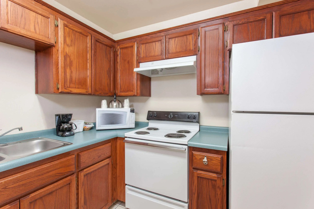 Ramada by Wyndham Fresno Northwest