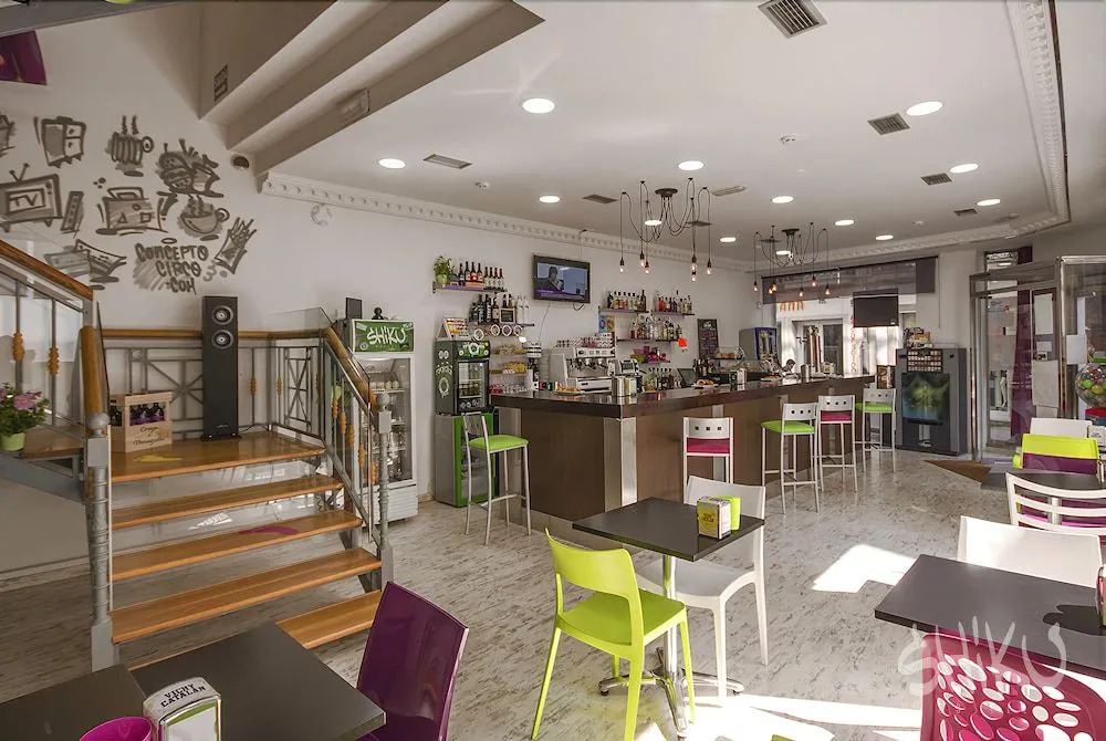 Shiku Hostel
