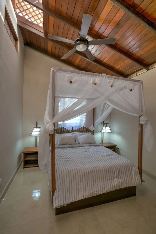 Zen Villa 1 - Three bedroom Luxury Villa with Private Garden -Playa Chiquita
