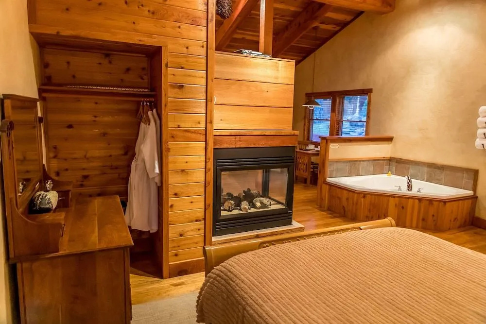 Ruidoso Lodge Cabins