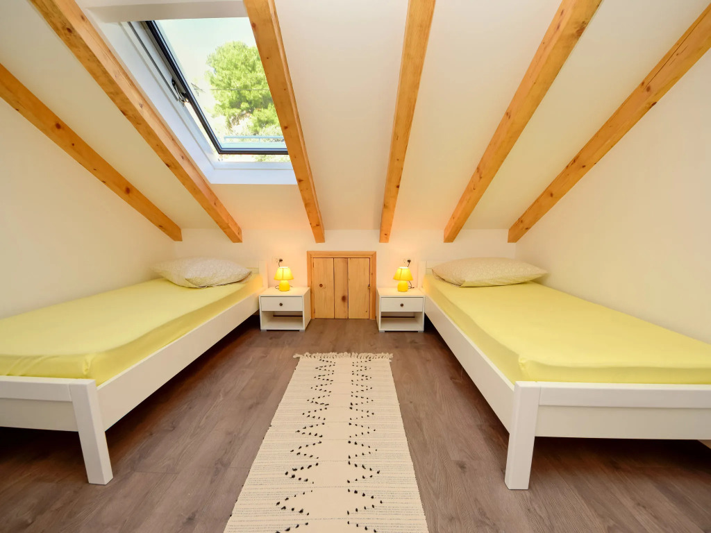 Holiday Home Lara by Interhome
