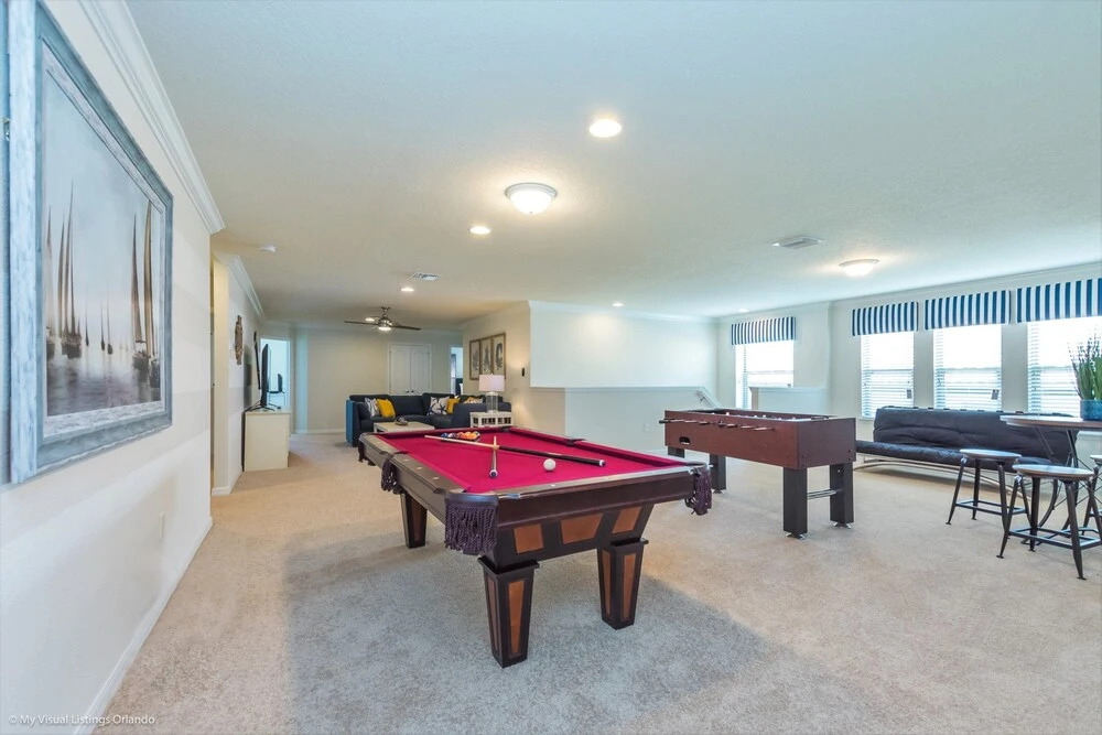 1868 Nice Court