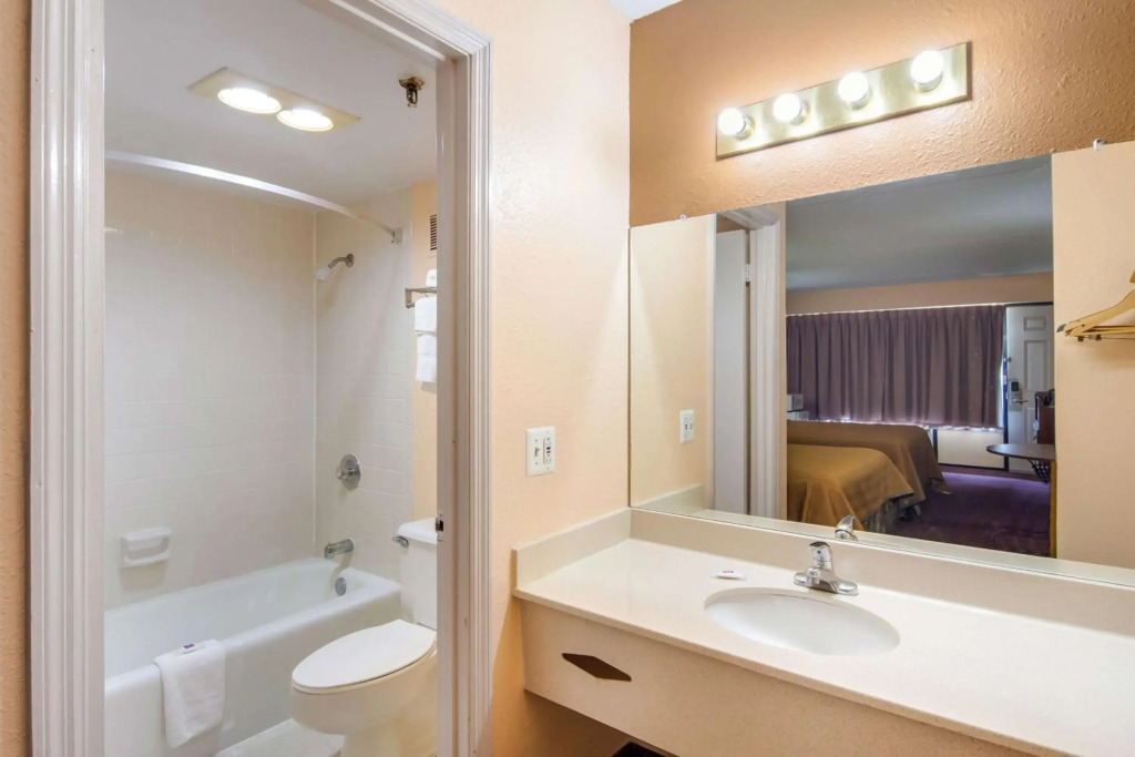 Motel 6-Macon, GA