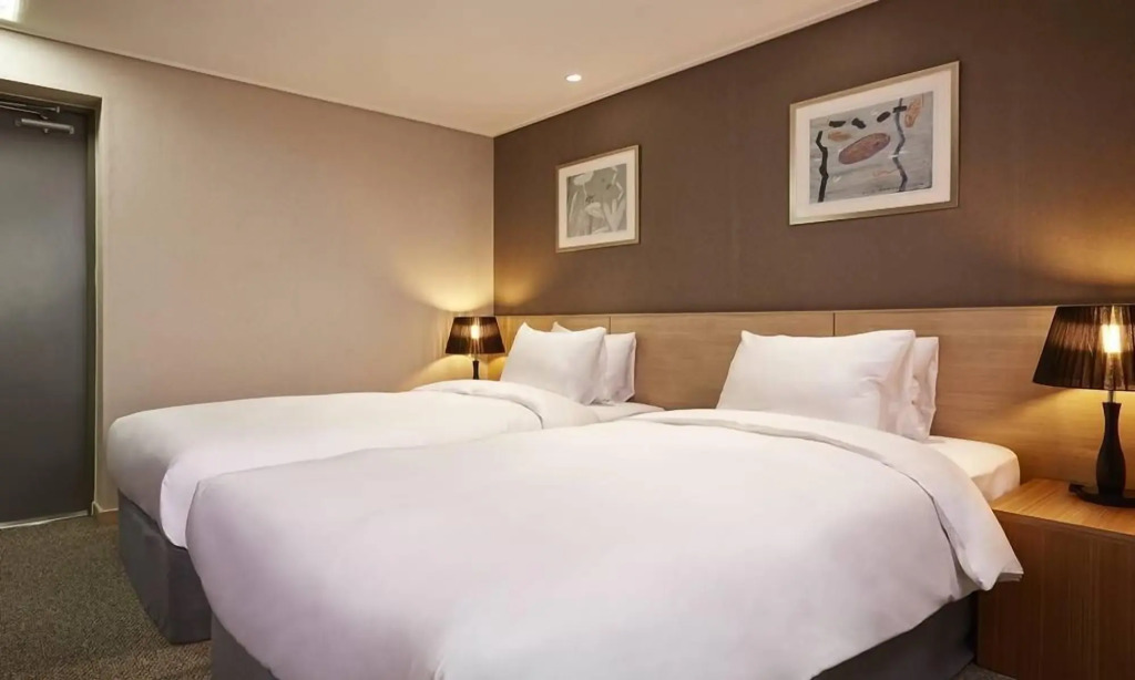 Raonstay in Perla Hotel