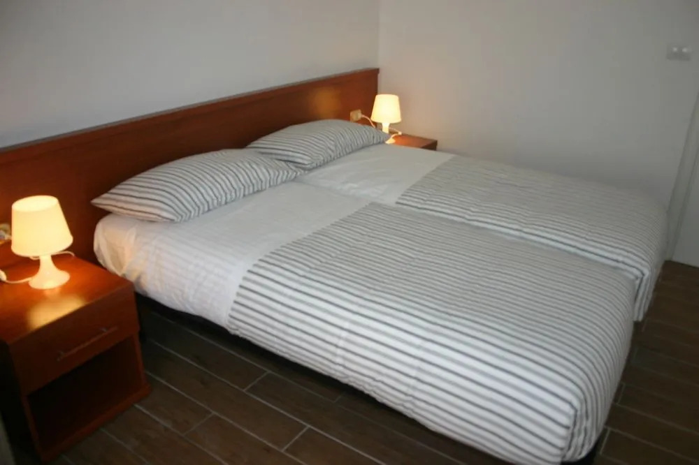 Vittoria Guest House