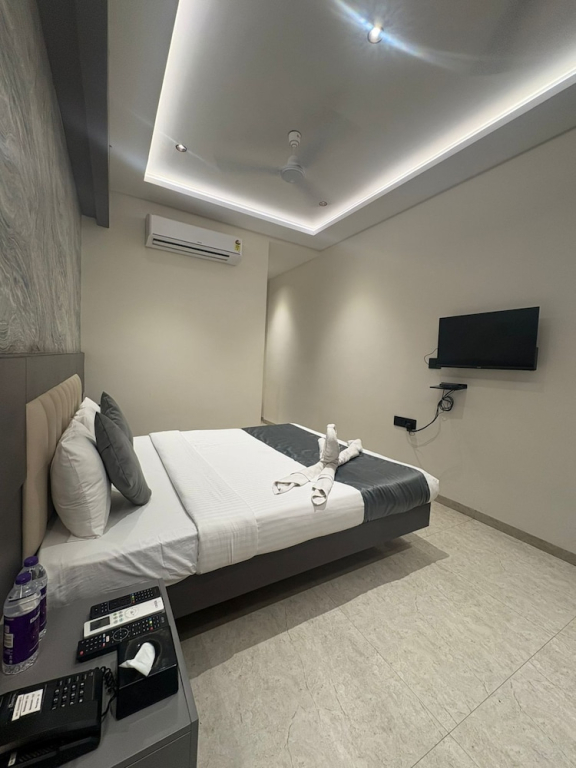 Hotel Govind Regency