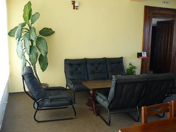 Family Hotel Iv