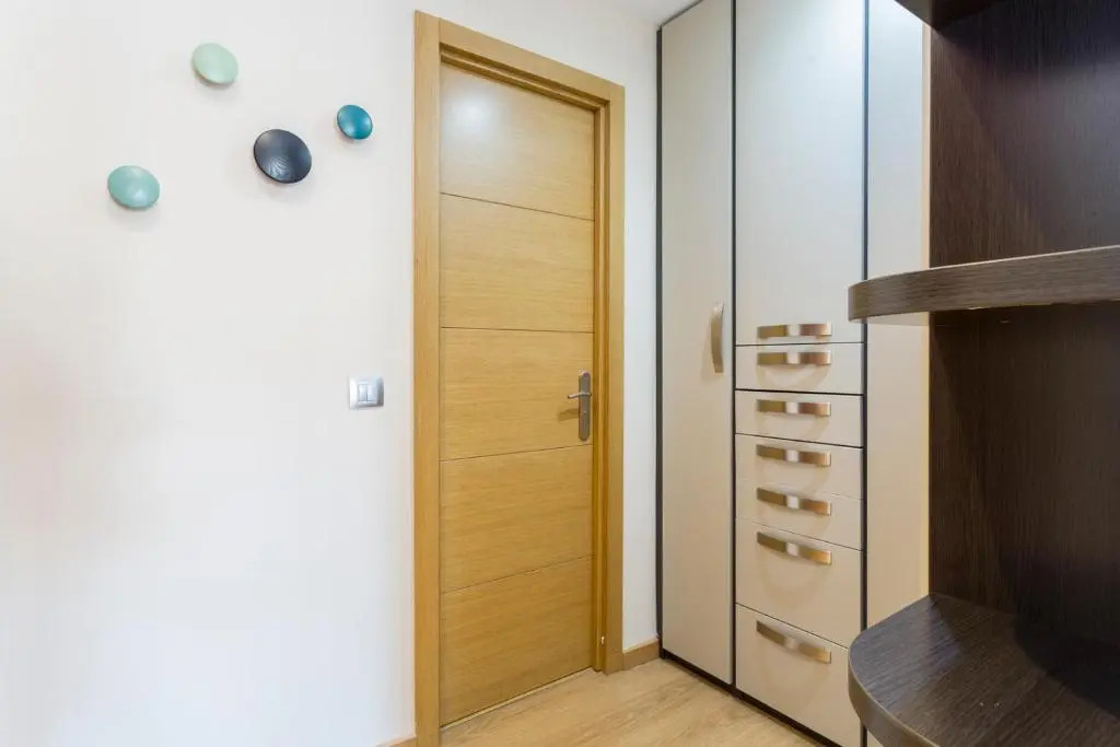 Cozy studio overlooking Pedro Zerolo Square
