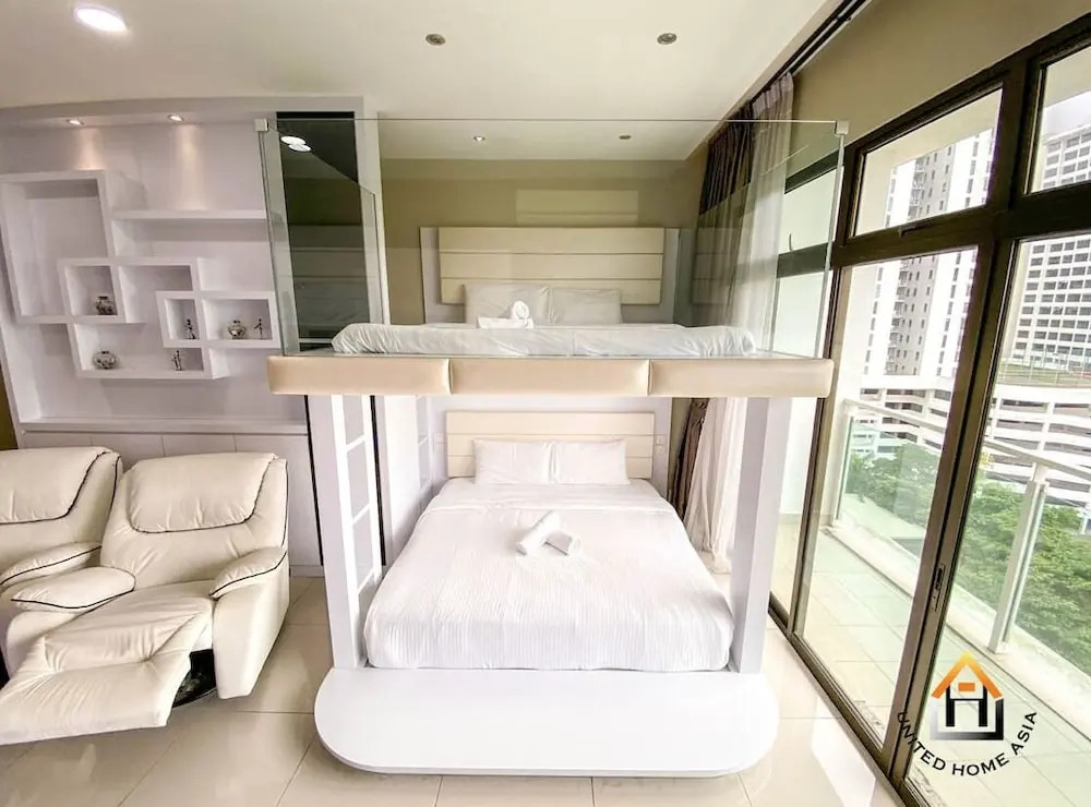 Palazio Serviced Apartment in Mount Austin near Aeon IKEA Toppen HSI