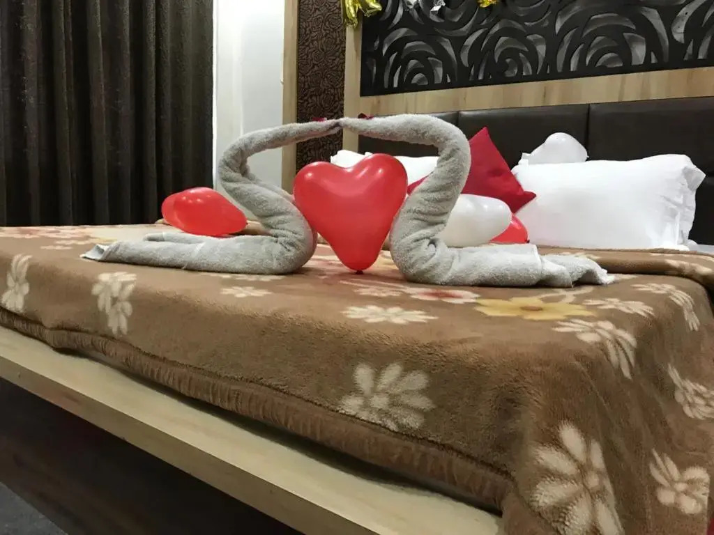 Hotel Veersarthak Residency