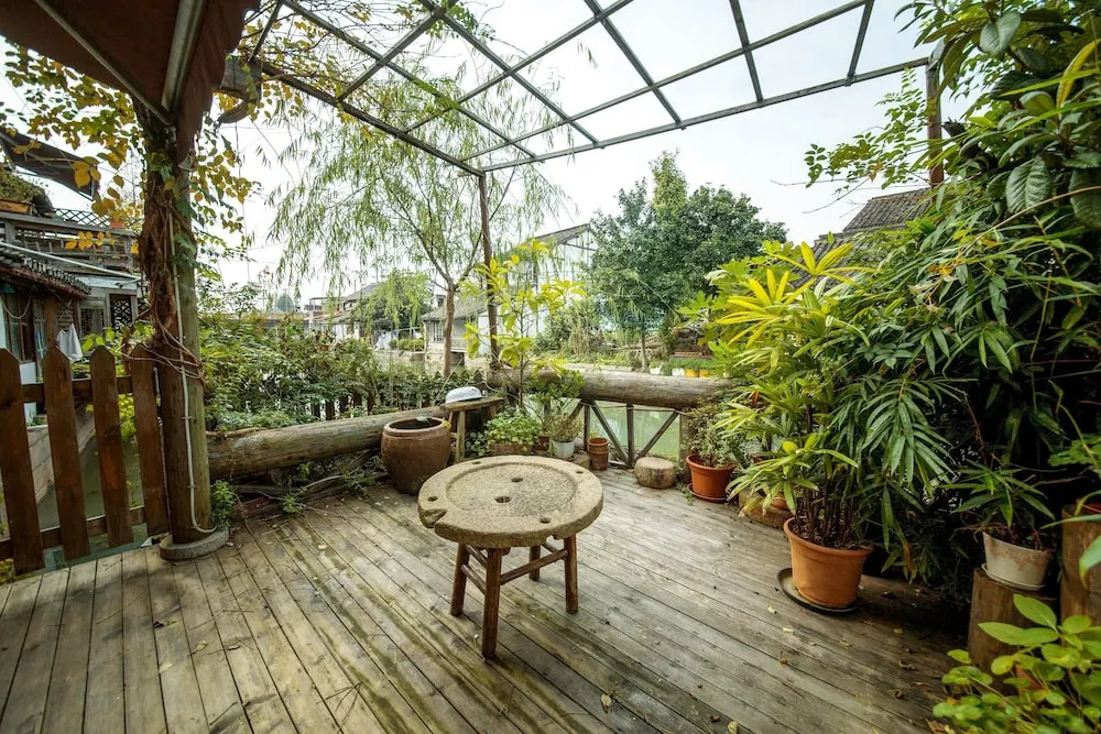 Shanghai Shuihu Xiaozhu Inn