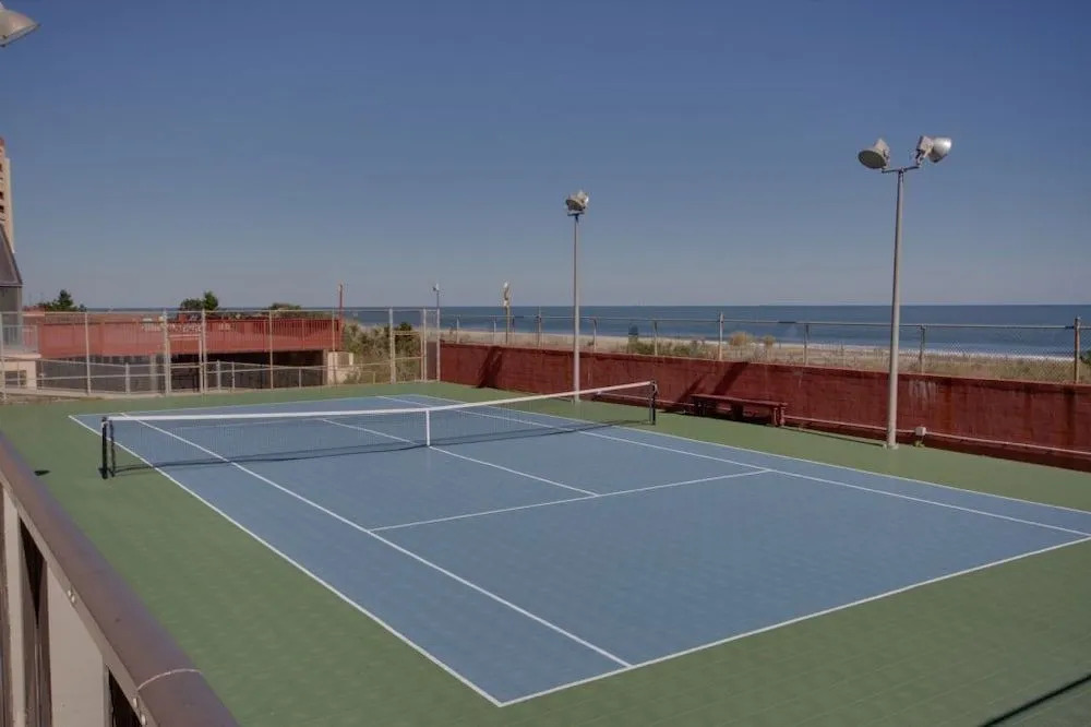 Golden Sands 207 - 2 Br Condo