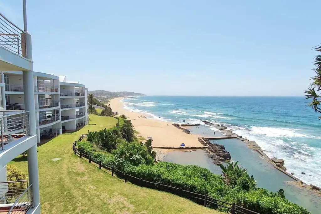 CHAKAS COVE BALLITO 2 Bedroom Beachfront Gem!
