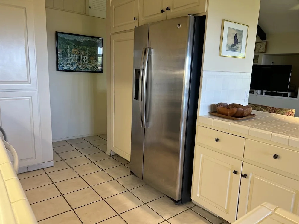 International Colony Club 43 2 Bedroom Condo by Redawning