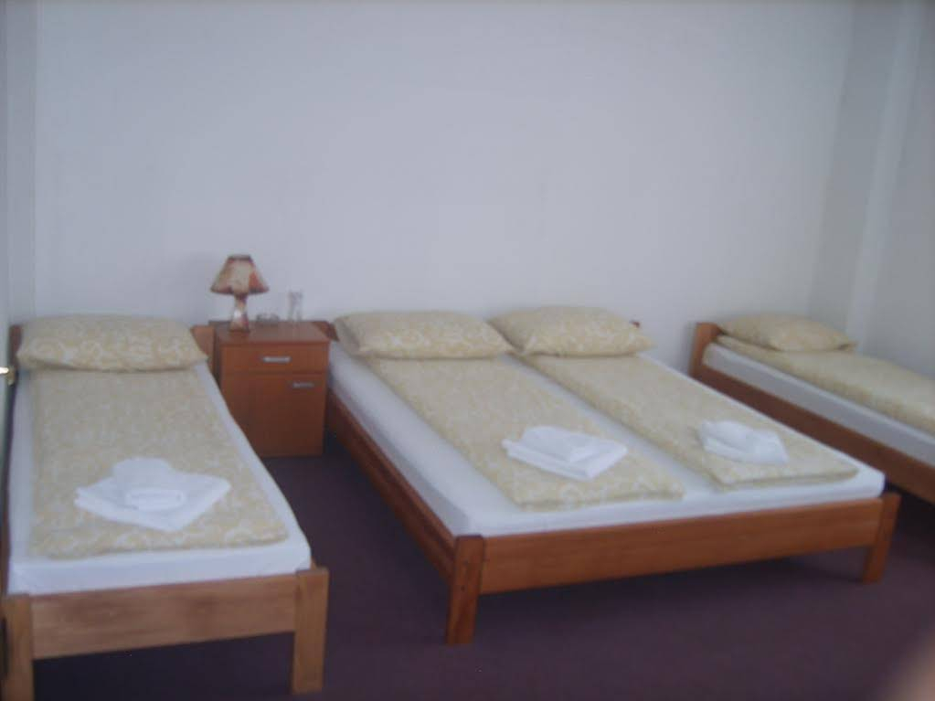 Motel Boss