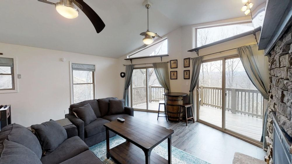 Distiller's Den 2 Bedroom Cabin by RedAwning