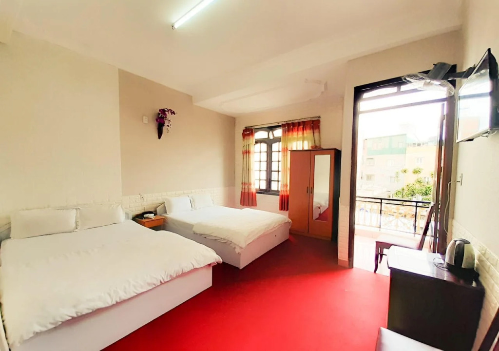 Rain Star Hotel