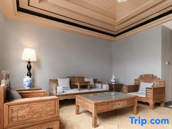Wenchang Jinyuan Hotel