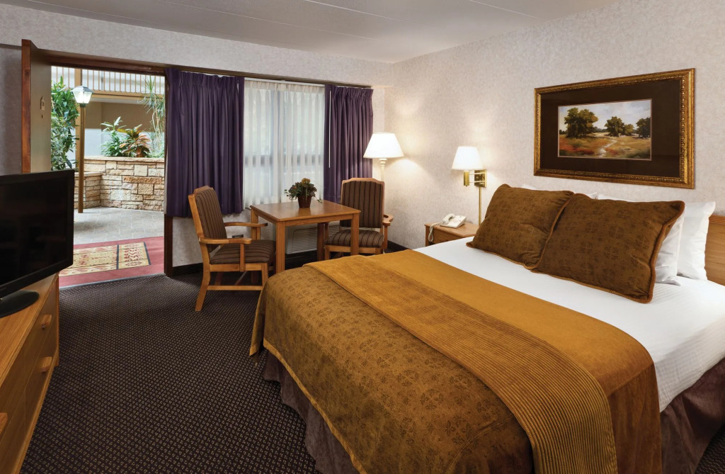AmericInn by Wyndham Watertown