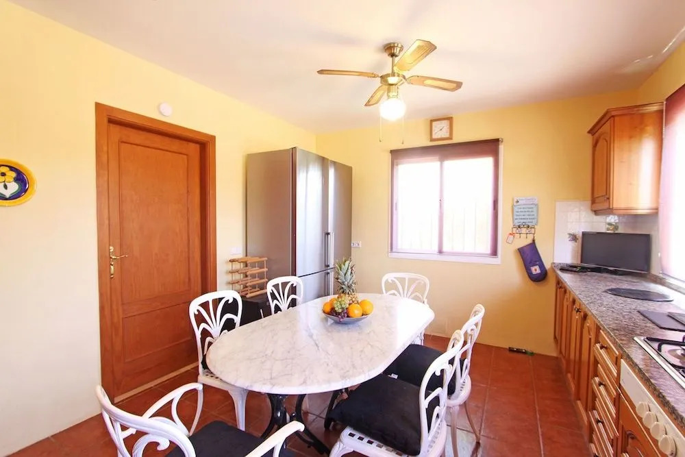 1106 Family Villa Heated Pool High Speed Wifi Netflix
