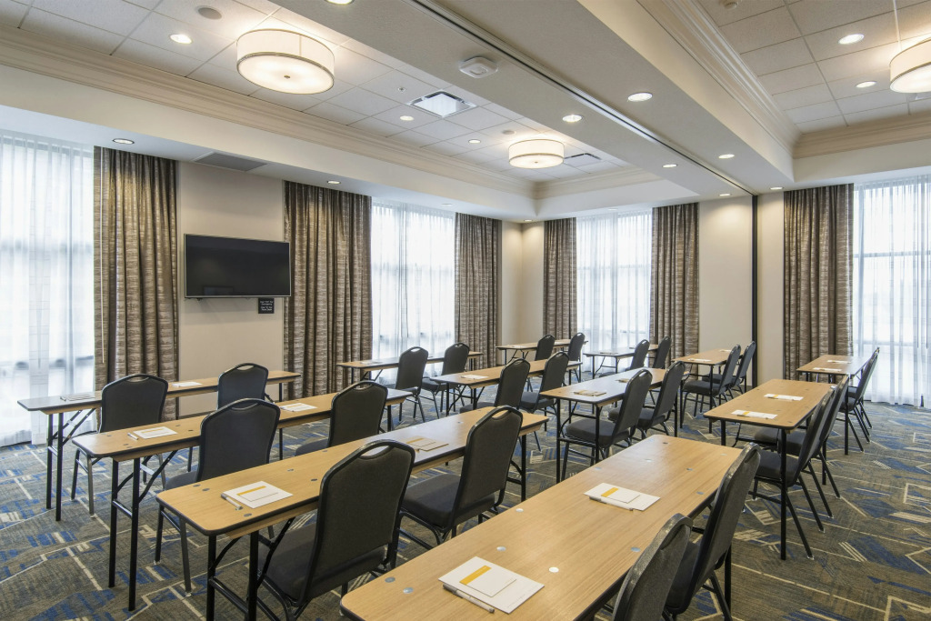 Hampton Inn & Suites Tulsa Downtown, Ok