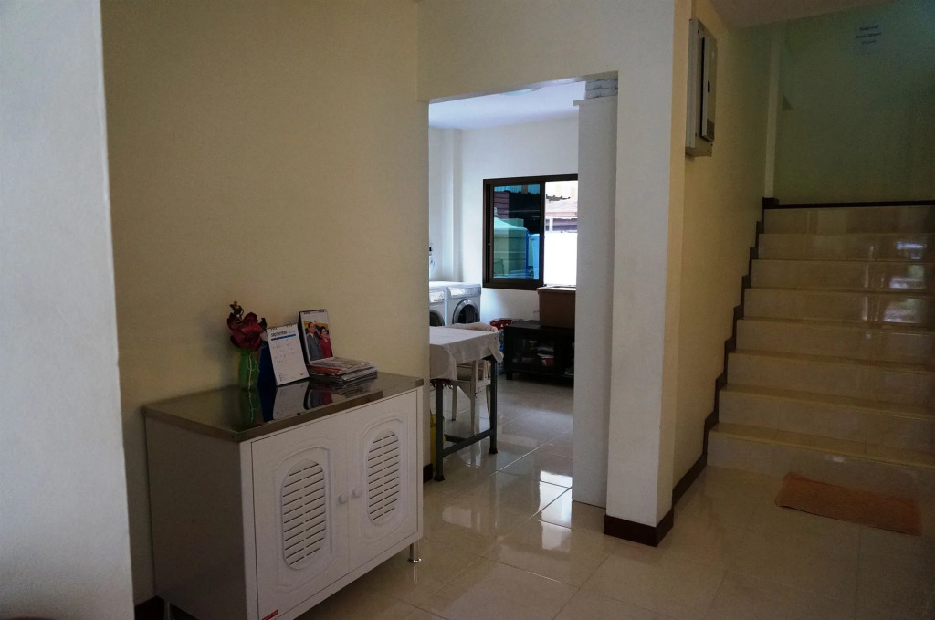 Baan Taweesuk Guest House