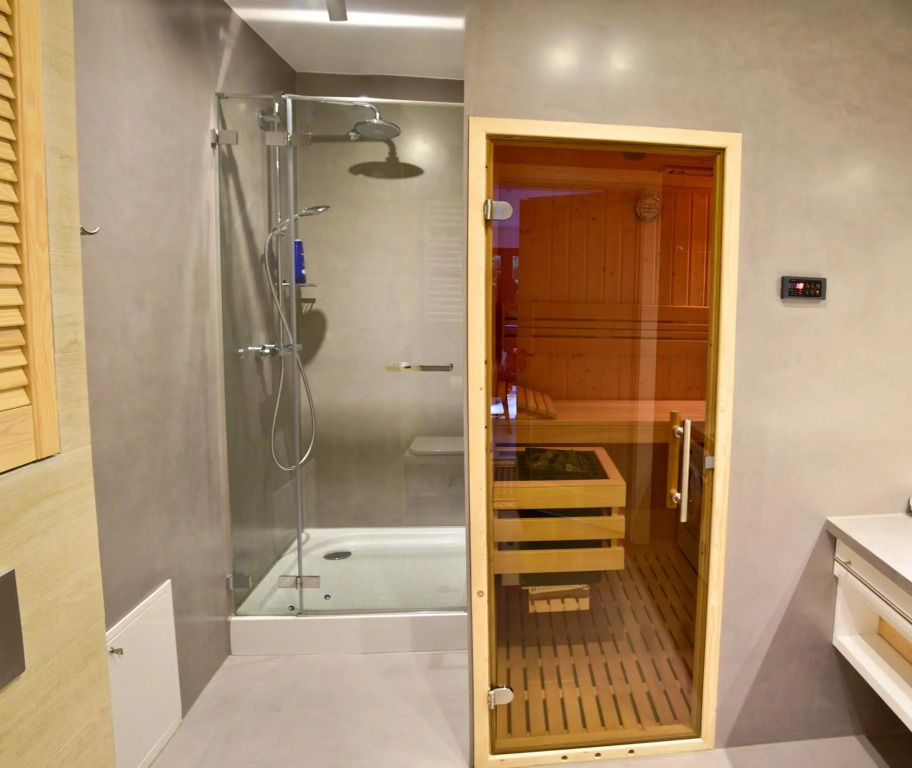 Apartament Dwupoziomowy z Sauną - Apartamentuj