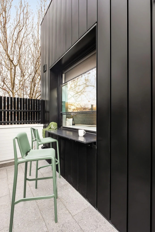 Docker Street Apartments by Urban Rest