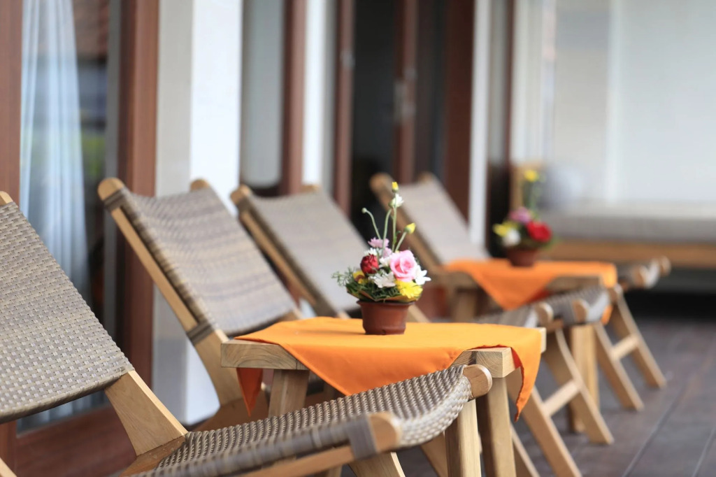 DLegon Villas