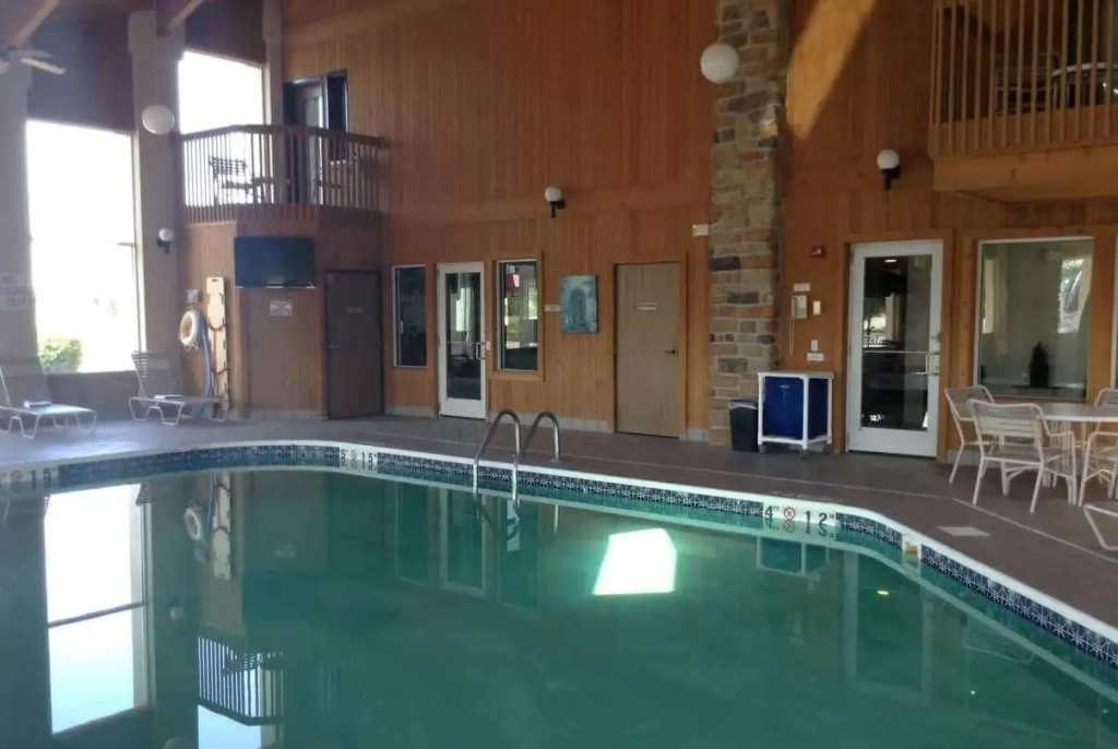 Days Inn by Wyndham Batavia Ohio