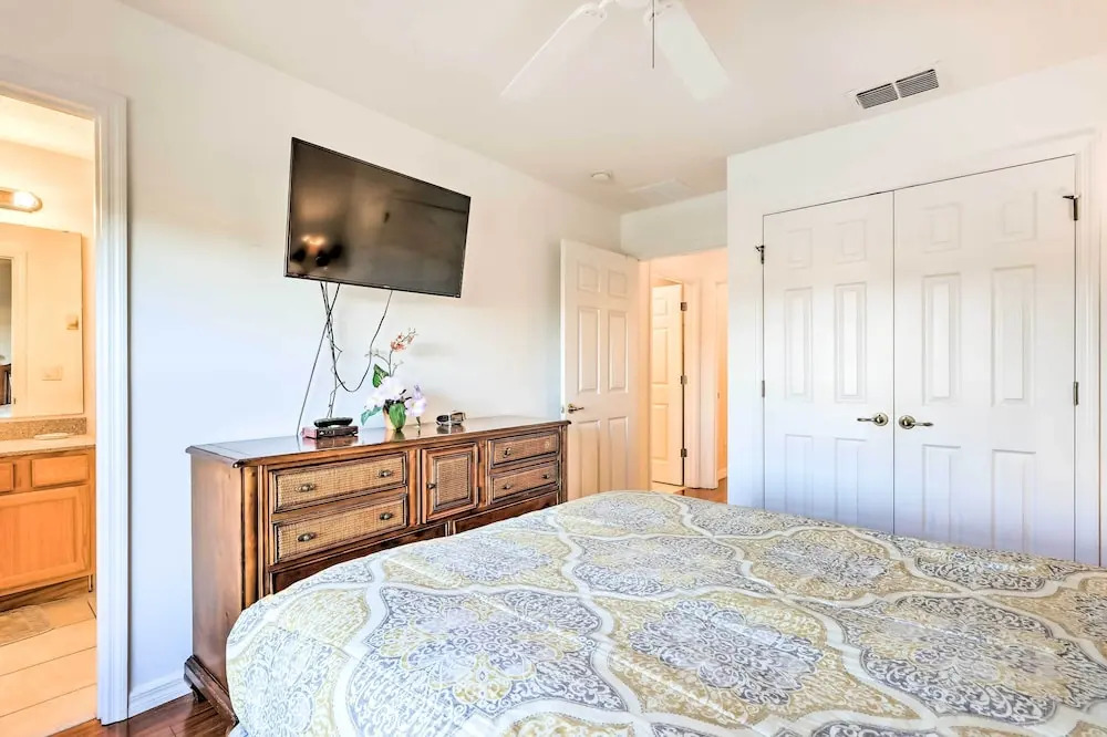 5 Mi to Disney: Resort Townhome w/ Private Pool