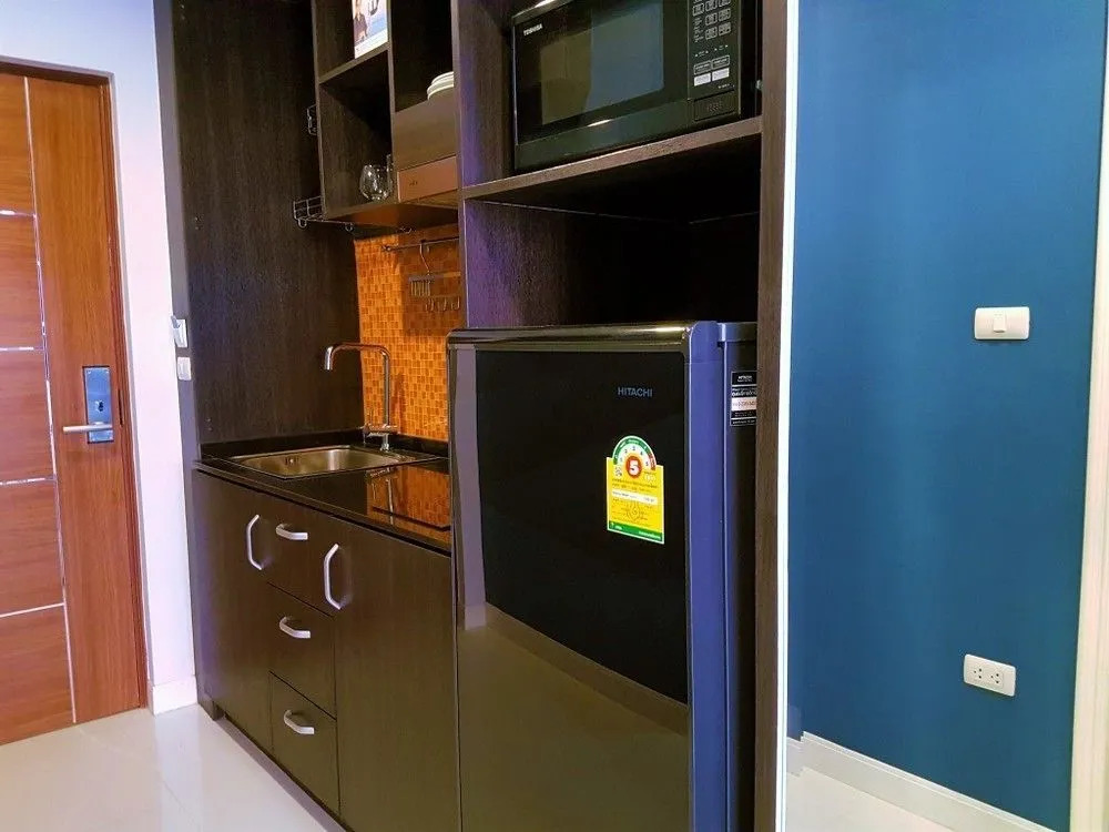 Club Apartments