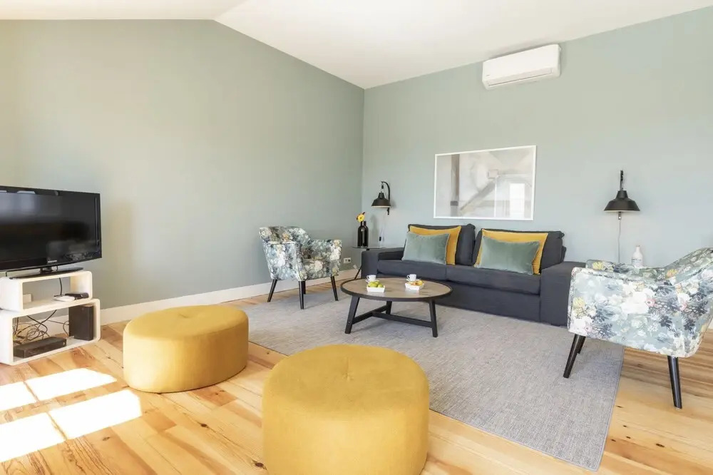 Santos Apartments by Linc