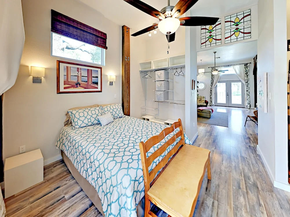N Fuqua #156318 - Studio Home
