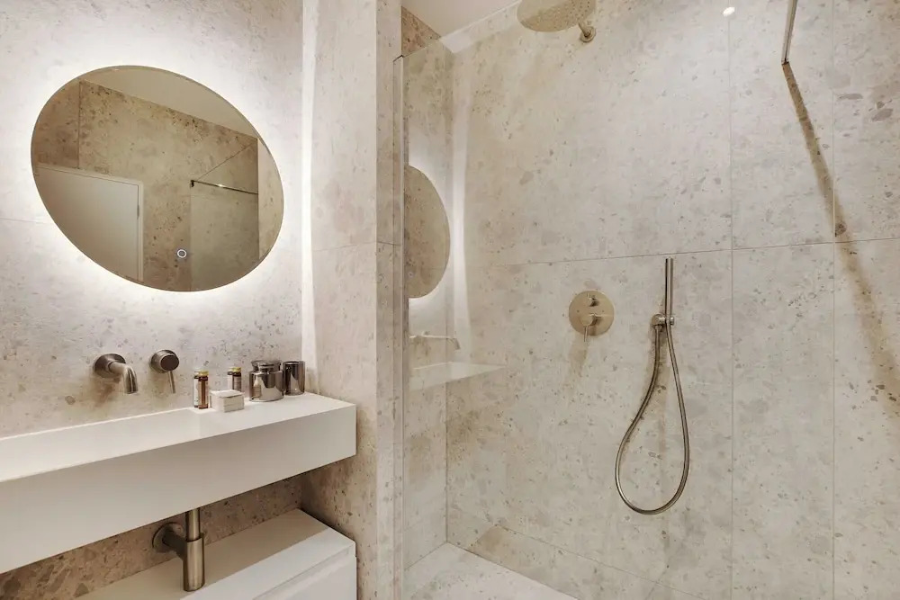 Newly Refurbished Flat in Heart of 18th District
