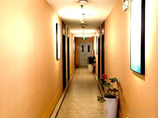 Guangzhou T Hotel (ChangPan Subway Station)