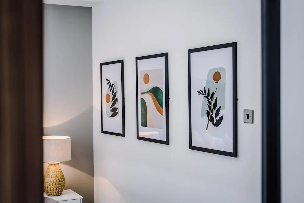 Host Apartments - Chic Manhattan Design Apt